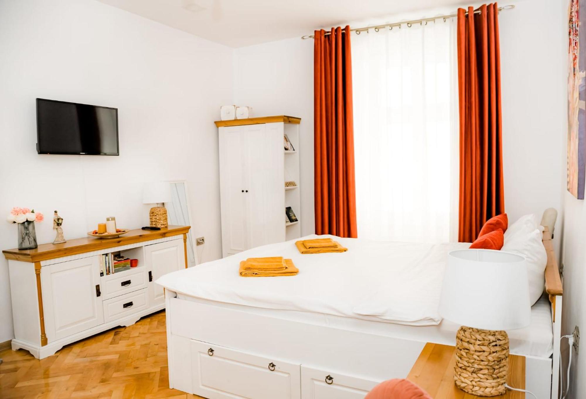 Brukenthal Apartments Sibiu Esterno foto